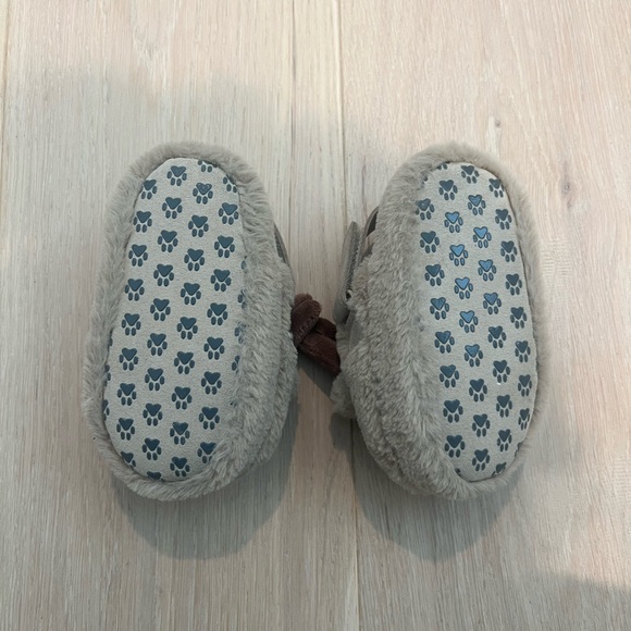 Zara Reindeer Slippers size Toddler US 5/5.5 EU 20/21 - Picture 3 of 5